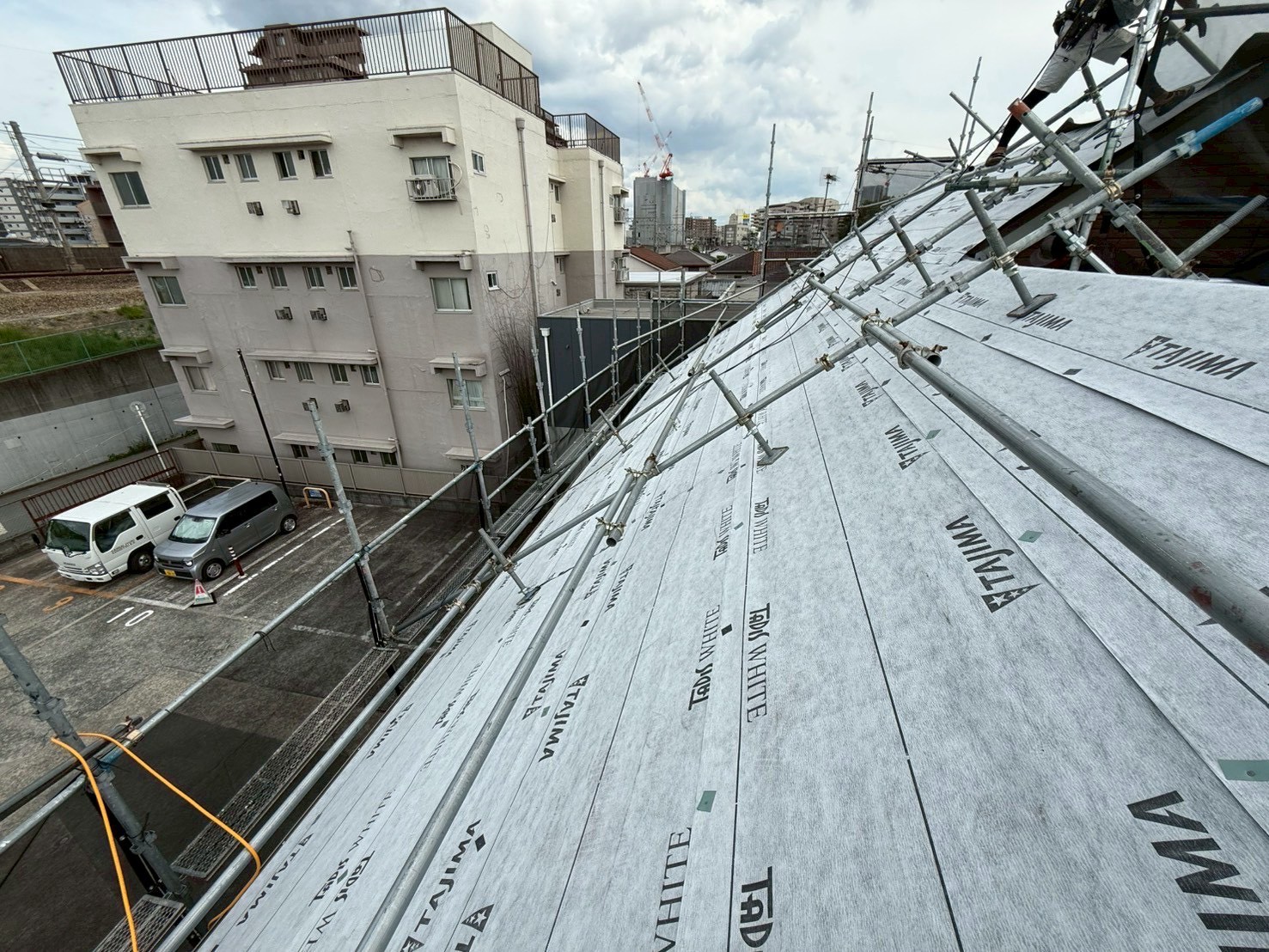 W様邸 ガルテクトカバー工事 防水シート施工